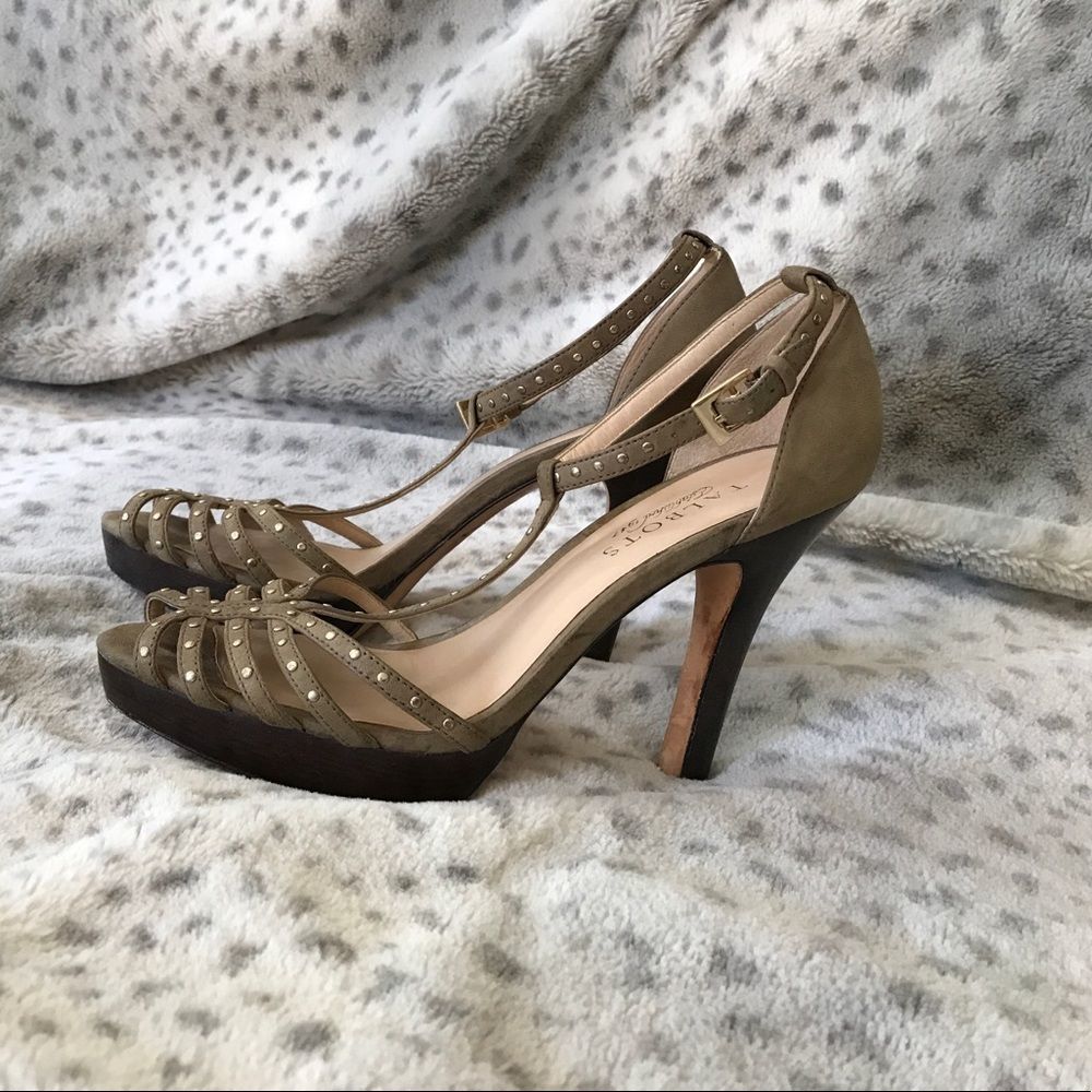 Talbots Platform T strap Heels